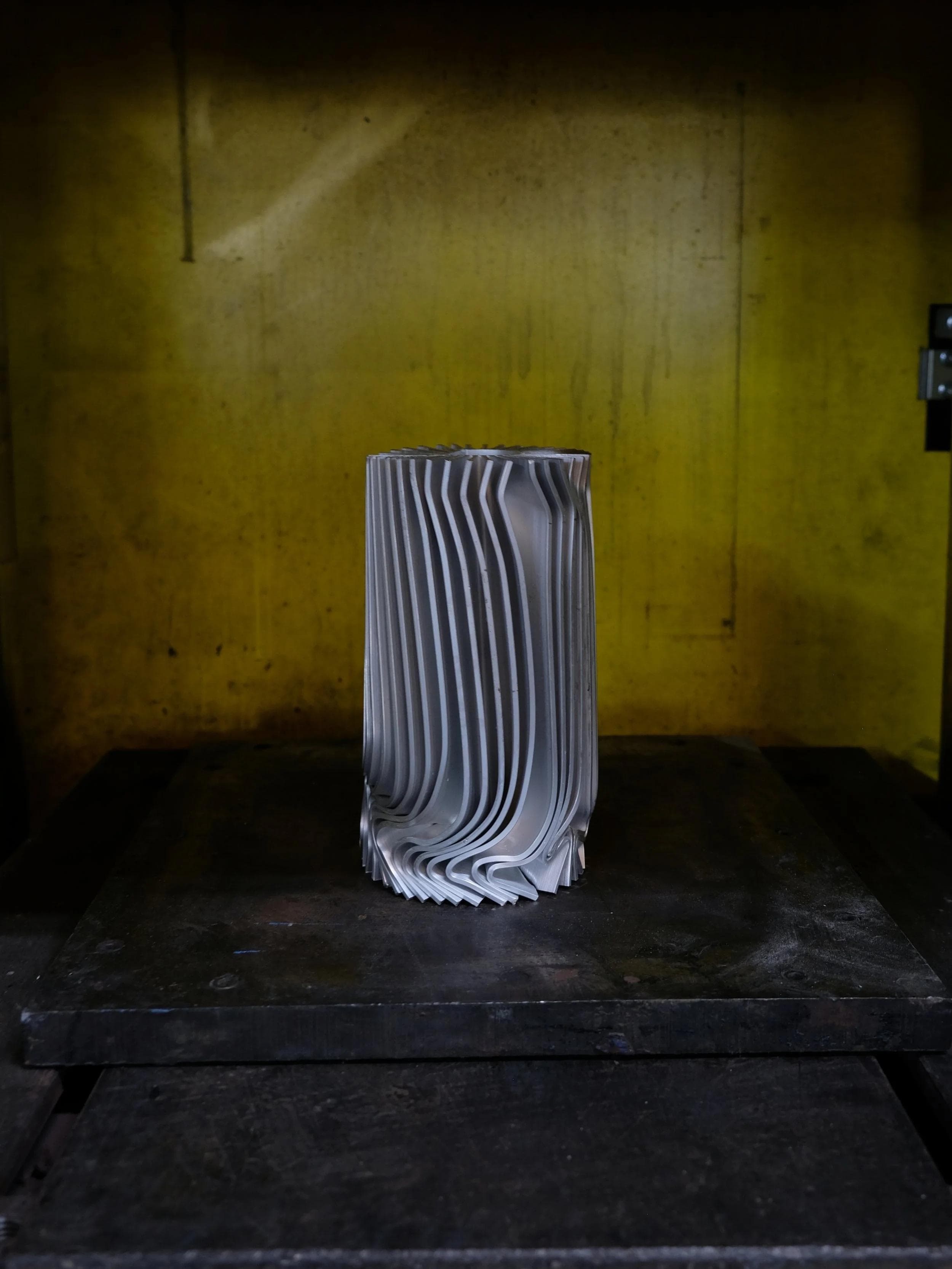 Vase — image 1